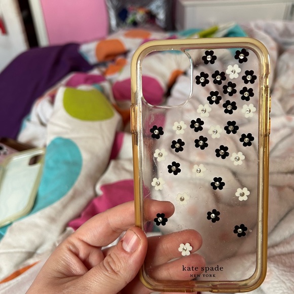 Kate Spade iPhone 11 case - Picture 2 of 2